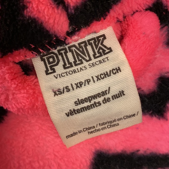 PINK Robe by Victoria’s Secret - Picture 6 of 6